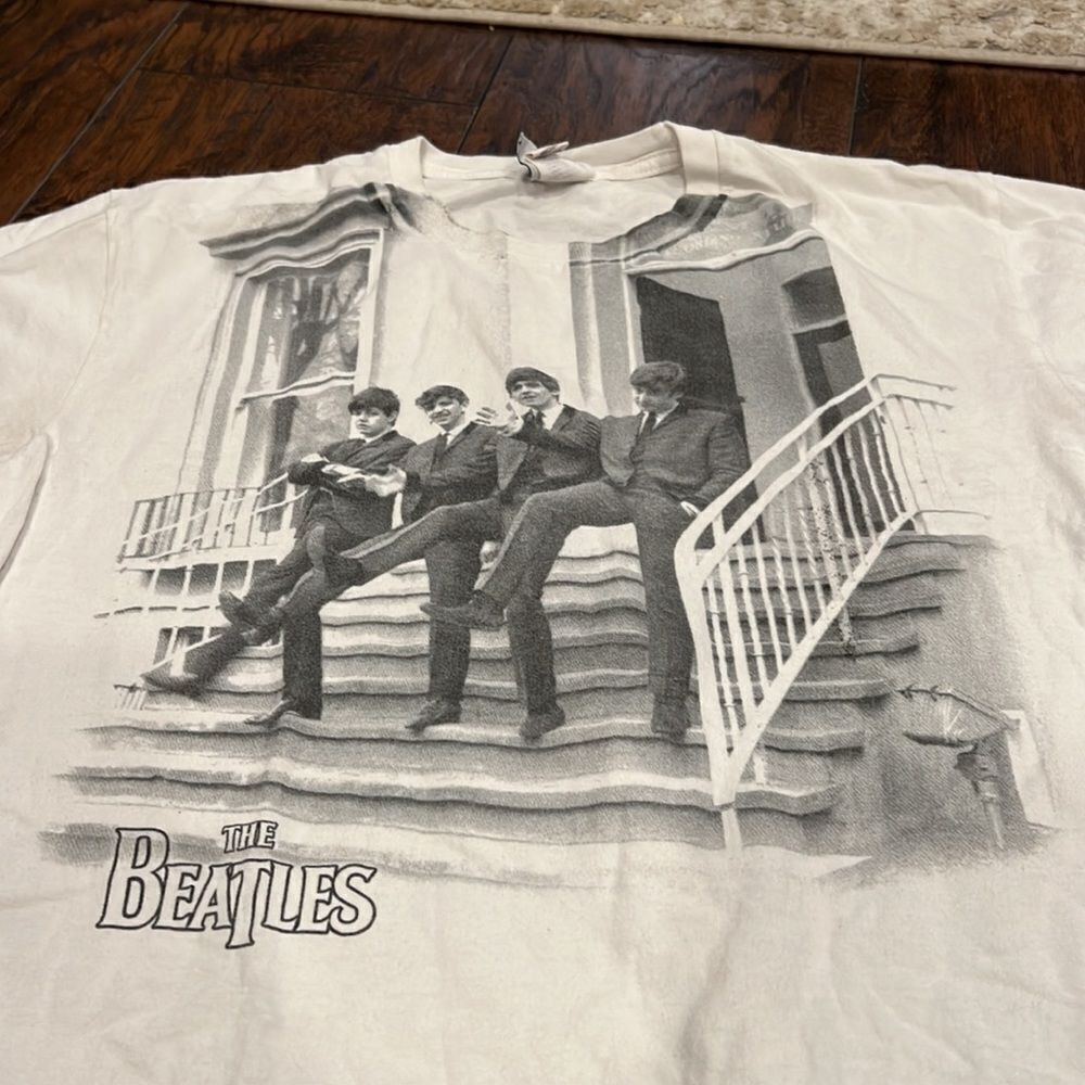 Y2K 2008 The Beatles T shirt white mens size M women’s large L in GUC band Tee - Picture 2 of 7